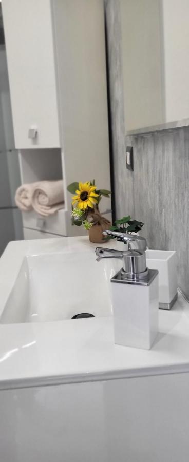 Holithªy Molª Bed & Breakfast Mola di Bari Exterior photo